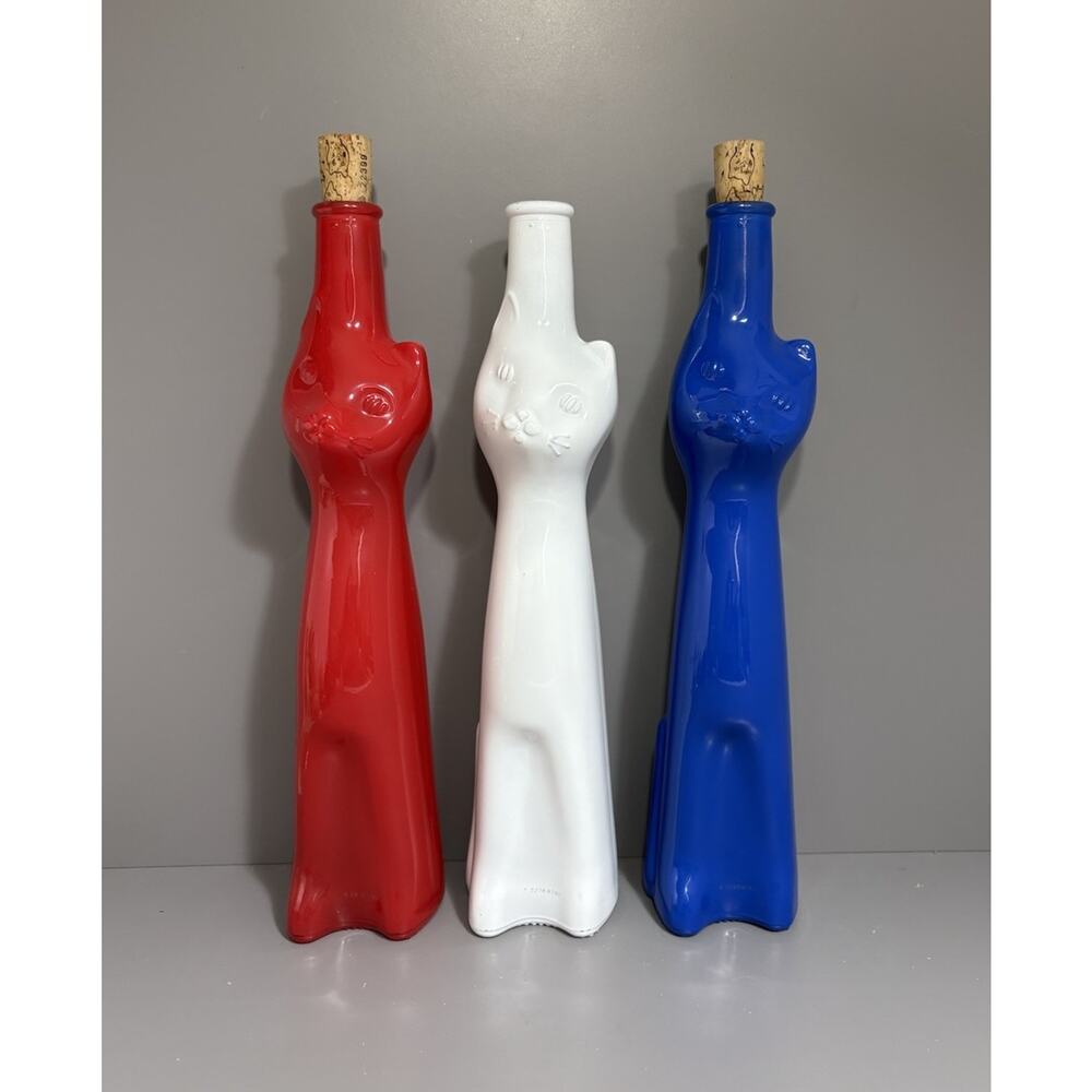 2021 Rheinhessen Riesling (Red,White,Blue) “HAPPY CAT”Figural Glass Empty Bottle
